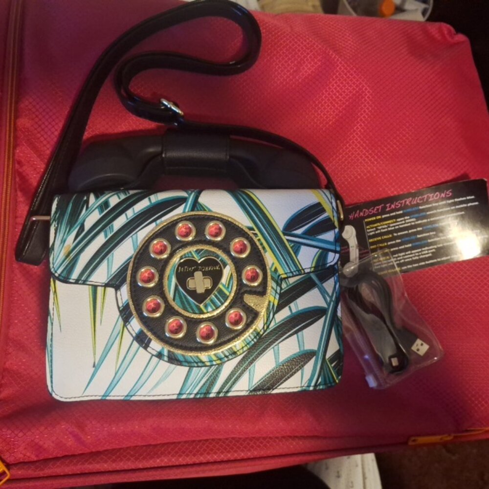 Betsey Johnson Rare tropical print telephone bag
